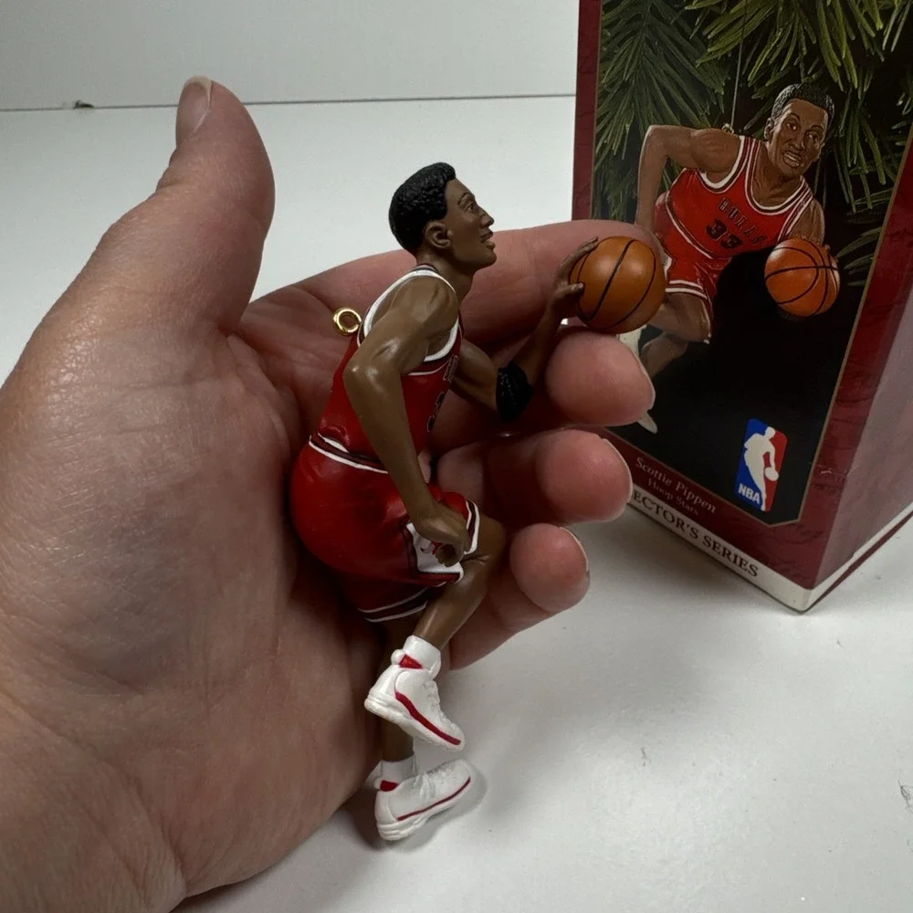Hallmark Keepsake Christmas Ornament Scottie Pippen NBA Basketball Chicago Bulls